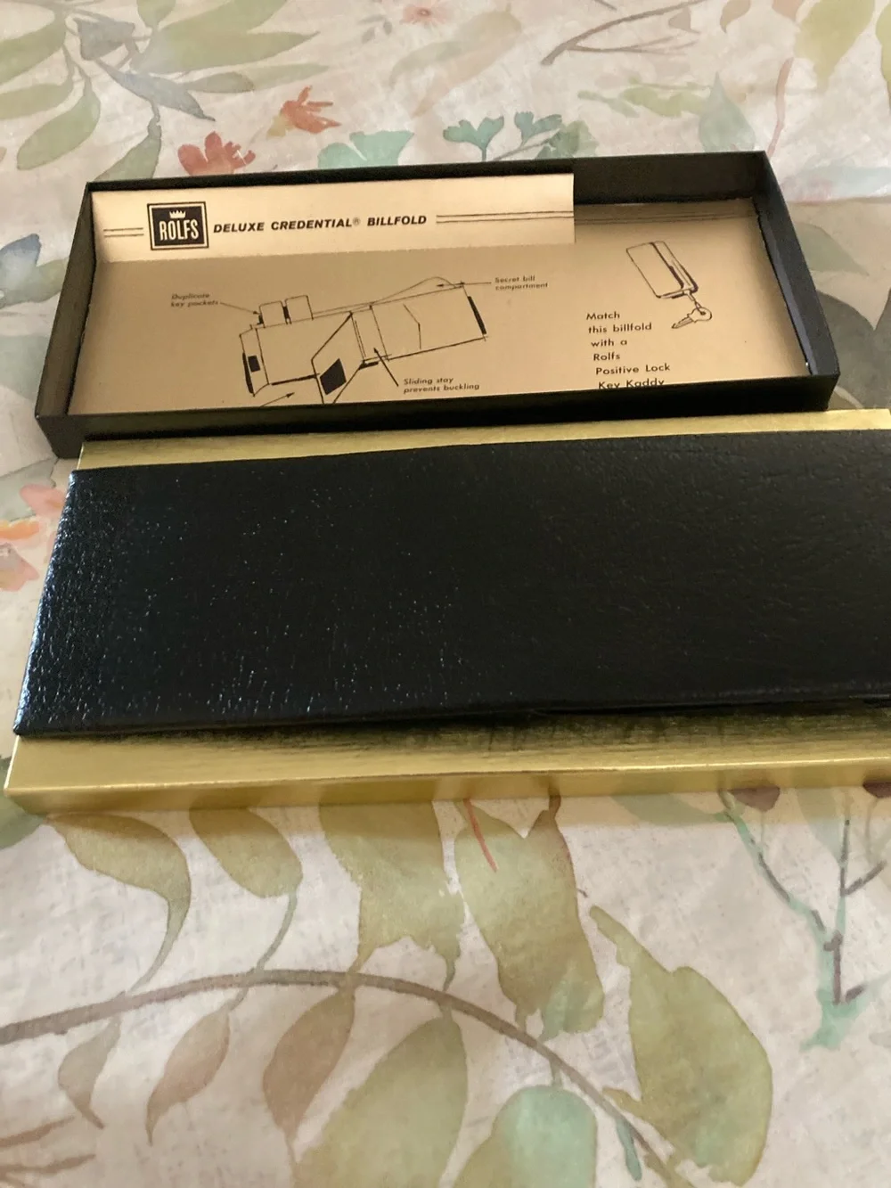 Rolfs Black Leather Deluxe Credential Billfold with Gift Box